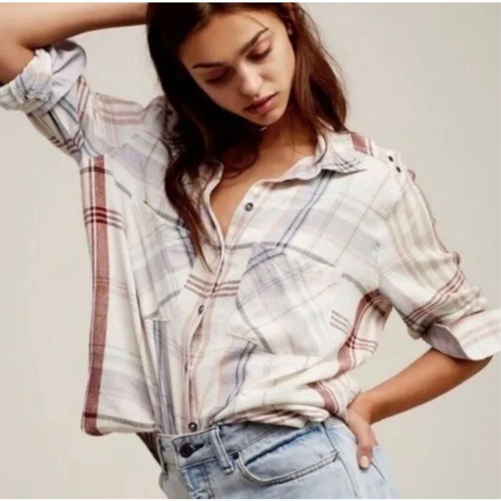 Free People EUC Wesley Ivory plaid flannel button down in M no flaws